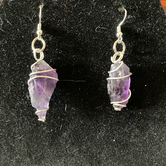 NWOT Amethyst crystal wrap earrings. Silver. 2.25”. Handmade - Picture 1 of 2